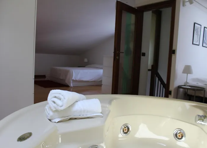 Hildegarda Pacengo Apartamento *