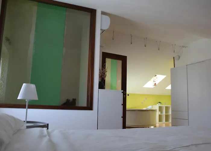 Hildegarda Pacengo Apartamento *